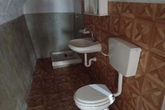 Baita-Borgata-Barra-Brossasco-bagno