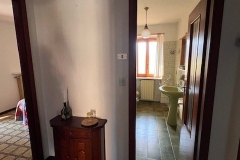 Sampeyre-primo-piano-ingresso-1