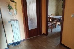 Sampeyre-secondo-piano-ingresso