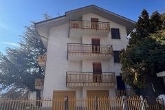 Sampeyre-foto-facciata