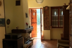 Sampeyre-Primo-piano-Via-Roma-soggiorno